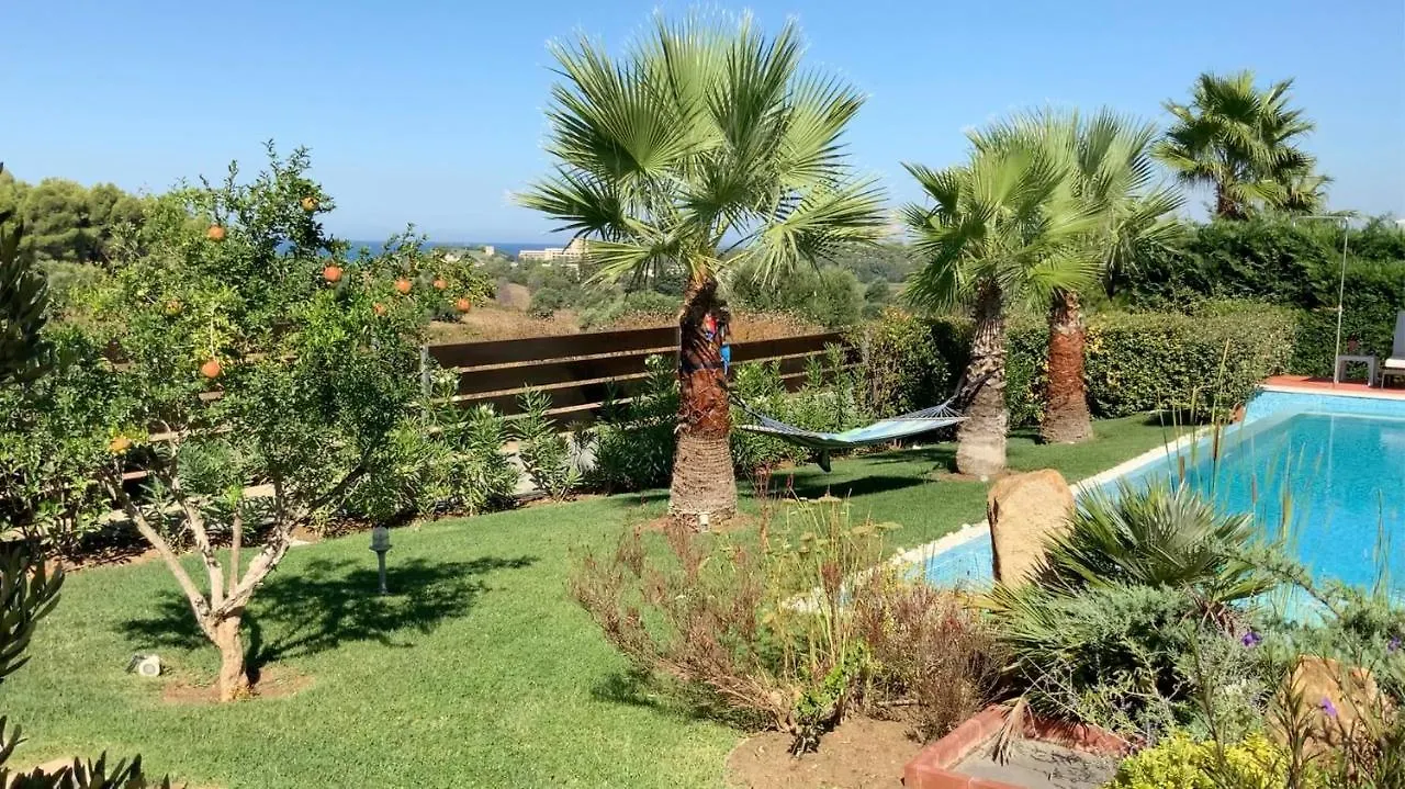 Sea Breeze Villa At Sani Sani