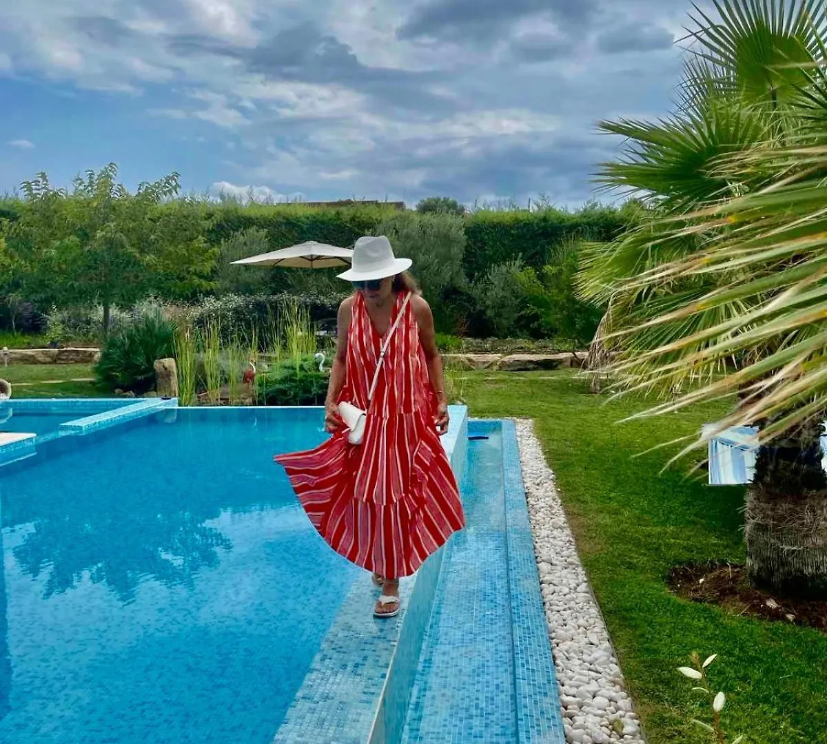 Sea Breeze Villa At Sani Sani