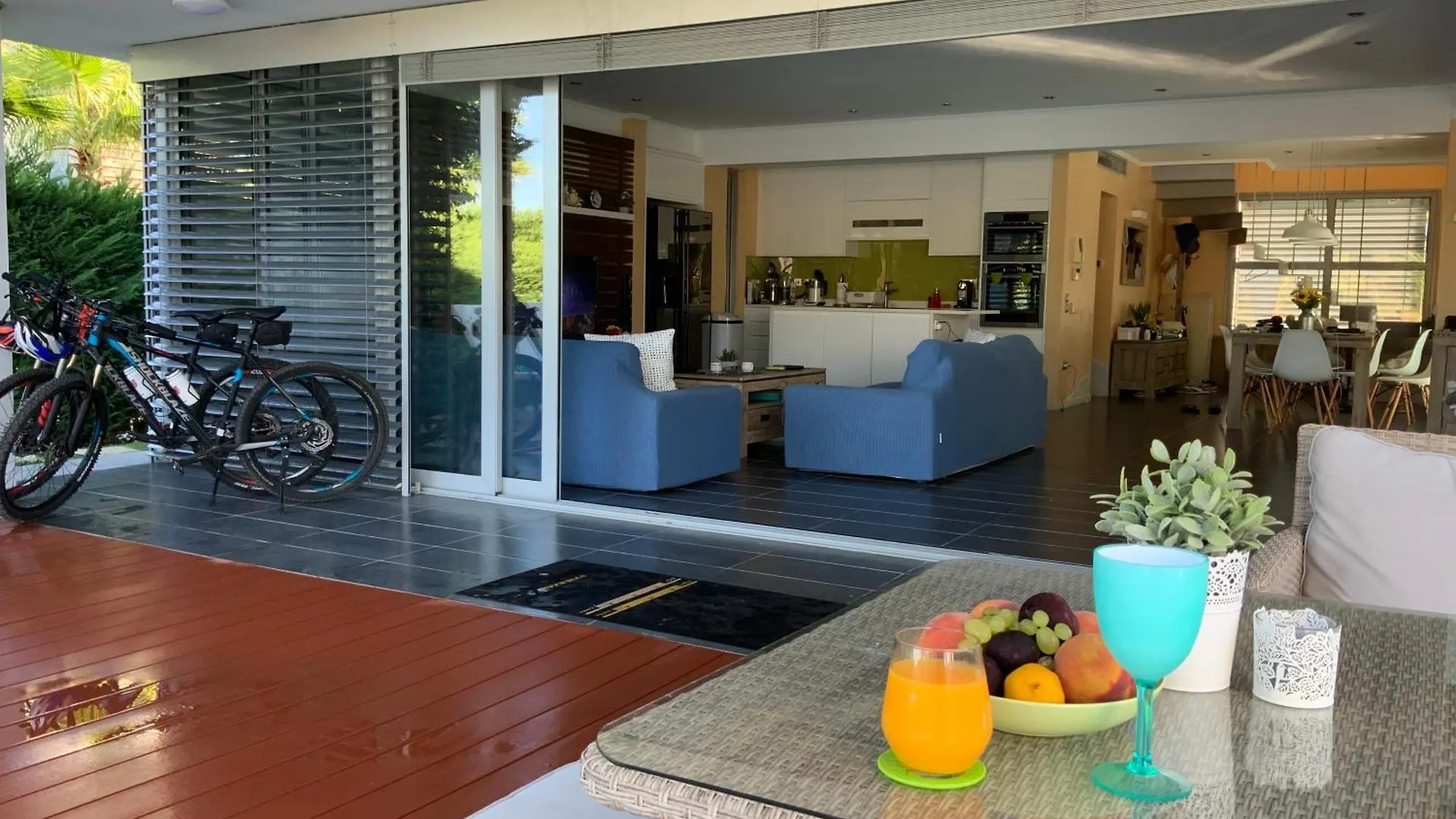 Sea Breeze Villa At Sani Sani